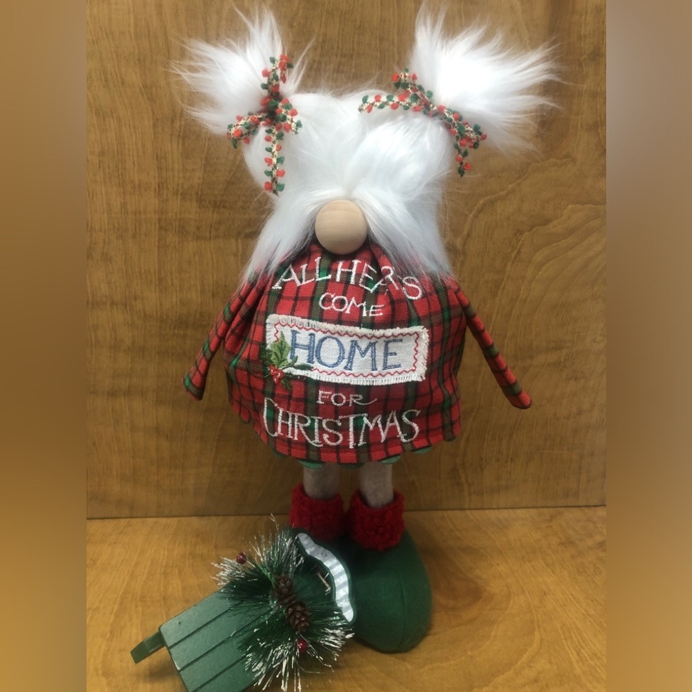 BobbleHead GNOME Telescopic Legs Christmas Plaid Red Green Bows Pig Tails